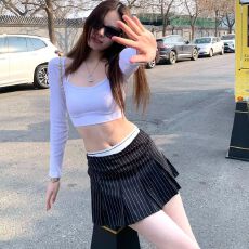 批发黑色<b class='q'>条纹</b>百褶<b class='q'>裙</b>女韩版甜辣弹力字母腰百搭显迷你短<b class='q'>裙</b>定制