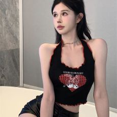 批发撞色纯欲辣妹挂脖甜爱心印花卷边性感短款<b class='q'>露</b><b class='q'>脐</b>无袖<b class='q'>背心</b>紧身上衣女