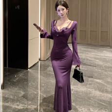 批发已出货纯欲辣妹假两件<b class='q'>蕾丝</b>花边吊带内衣高级感气质包臀鱼尾长连