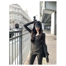 批发已出货深灰色软糯长袖连帽上衣女春秋穿搭休闲修身微喇叭长<b class='q'>裤</b>两件