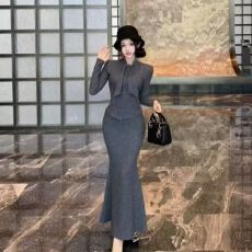 批发已出货两件套灰色针织连衣裙子女春秋季2026新款