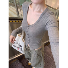 已出货 纯欲风修身紧身短款长袖秋季纽扣低领辣妹内搭打底衫上衣