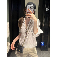 批发已出货 设计感拉链v领条纹<b class='q'>衬衫</b>女薄款法式休闲宽松<b class='q'>气质</b><b class='q'>衬衣</b>上衣
