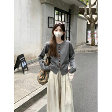 已出货北极绒洗水复古彩色纽扣设计感毛衣开衫女秋新款长袖