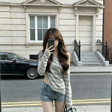 批发已出货官图 原版布料 韩系慵懒风撞色条纹<b class='q'>罩衫</b>女修身露肩巨