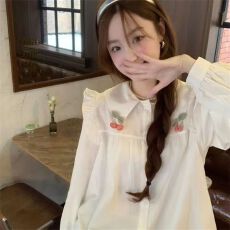 批发已出货法式甜美少女娃娃领设计感樱桃<b class='q'>长袖</b><b class='q'>衬衫</b>女百搭<b class='q'>衬衣</b>女