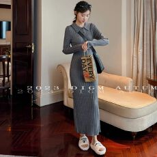 批发已出货2026秋季新款法式极简针织连衣<b class='q'>裙</b>女秋冬修身条纹毛衣<b class='q'>裙</b>紧身