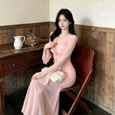 批发已出货纯欲风高级性感辣妹喇叭长袖<b class='q'>网纱</b>连衣<b class='q'>裙</b>气质显瘦修身长<b class='q'>裙</b>