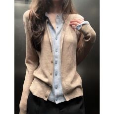 批发已出货韩系层次感修身上衣<b class='q'>女</b>假两件拼色羊毛针织<b class='q'>开衫</b>早秋<b class='q'>女</b>