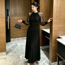 批发已出货高级感修身显瘦裙子新款法式轻熟黑色网纱长袖连衣裙女