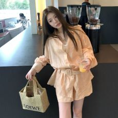 批发已出货 夏季新款韩系套装女夏季翻领防晒棉麻衬衫<b class='q'>短裤</b>休闲两件套