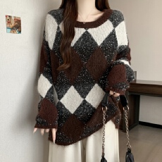 批发2025秋冬新款女装长袖拼色窄V领针织衫毛衣菱形拼接亮片装饰设计