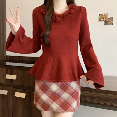 批发花朵装饰毛绒v领针织甜美温柔风荷叶边<b class='q'>裙摆</b>上衣➕格子短裙两件套