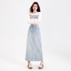 批发浅蓝牛仔半身裙女2025潮流<b class='q'>百搭</b>新款秋季薄款开叉显瘦高腰a字裙子