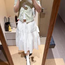 碎花假两件镂空正肩短袖t恤女夏季设计感修身独特别致上衣