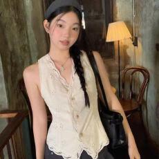 批发纯欲高级感v领镂空<b class='q'>吊带</b><b class='q'>背心</b>女夏季外穿辣妹风气质修身无袖上衣潮