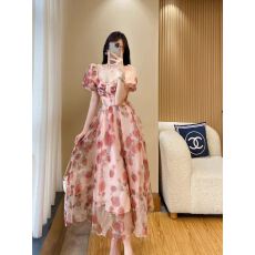 批发法式在逃公主成人礼生日礼服高端轻奢小众甜辣风绝美碎花<b class='q'>连衣裙</b>夏