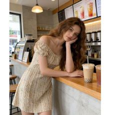 批发法式<b class='q'>田园</b>碎花收腰显瘦<b class='q'>连衣裙</b>女夏季新款甜美泡泡袖减龄短裙ins潮