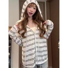 批发撞色条纹连帽开衫防晒<b class='q'>衬衫</b>女夏季宽松薄款空调衫长袖上衣