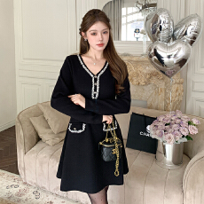 批发高品质重工钉珠亮片毛衣针织打底年会礼服小黑<b class='q'>裙</b>2025新款缪系