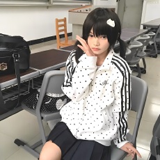 宽松慵懒风时髦感连帽卫衣女秋季新款拉链长袖外套上衣