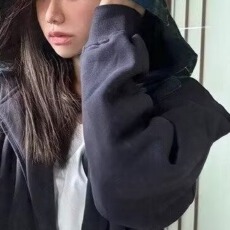 批发黑色连帽卫衣外套女2025秋季新款官方大码<b class='q'>上衣</b>学生帽衫<b class='q'>运动服</b>