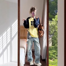 批发女童<b class='q'>牛仔裤</b>春秋2025新款小童刺绣外穿直筒裤子女孩春装儿童阔腿裤