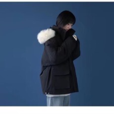 批发羽绒服男女同款冬装女士保暖短款立领纯色情侣外套<b class='q'>亲子</b>上衣潮