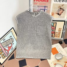 批发圆领针织马甲背心女<b class='q'>宽松</b>无袖秋季叠穿坎肩<b class='q'>打底衫</b>针织内搭背心女春