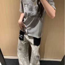 批发春秋季<b class='q'>新款</b>美式复古豹纹牛仔裤<b class='q'>情侣</b><b class='q'>装设</b>计感高街垂感直筒男女百搭