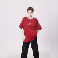 批发INSstudios 国<b class='q'>潮牌</b>情侣美式复古撞色插肩条纹短袖辣妹正肩短款<b class='q'>T</b><b class='q'>恤</b>