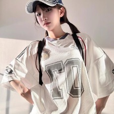 批发夏季美式复古小众设计感v领宽松短袖球衣风<b class='q'>t</b><b class='q'>恤</b>男欧美高级感上衣女