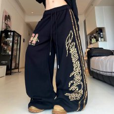 批发美式B计划特字母印花弯刀卫裤女<b class='q'>春</b>秋潮牌运动辣妹爵士舞阔腿裤子