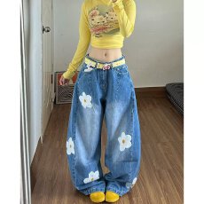批发美式牛仔很忙设计感花朵贴布刺绣<b class='q'>牛仔裤</b>女秋宽松显瘦百搭阔腿长裤