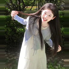 批发法式背心白色<b class='q'>连衣裙</b>子女夏季2025新款高级感早秋韩系穿搭一整套装
