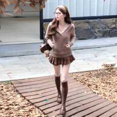 批发2025新款学院风咖色毛衣<b class='q'>连衣裙</b>子女春秋季设计感绝美气质短裙套装