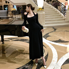 批发2025新款黑色挂脖长袖针织内搭连衣裙子<b class='q'>女装</b>秋冬季一字肩包臀长裙