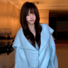 批发秋季氛围感穿搭毛衣外套女秋冬2025新款慵懒风海军领针织开衫上衣