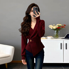 批发圣诞穿搭红色不规则毛衣女秋冬季2025新款内搭打底<b class='q'>针织衫</b>v领上衣