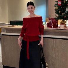 批发法式<b class='q'>一字肩</b>白色套头打底毛衣女秋冬季收腰显瘦绑带露肩针织衫<b class='q'>上衣</b>