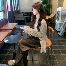 批发韩系2026新款春秋季<b class='q'>针织</b>毛衣慵懒氛围感早春<b class='q'>开衫</b>外套穿搭一整套装