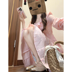 批发法式气质粉色条纹露肩<b class='q'>连衣裙</b>女早春2026新款修身收腰鱼尾<b class='q'>包臀</b>长裙