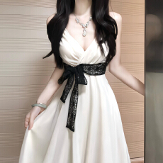 批发纯欲性感吊带连衣裙子女夏季2026<b class='q'>新款</b>法式气质高级感绝美生日<b class='q'>长裙</b>