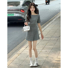 批发小个子<b class='q'>波点</b><b class='q'>连衣裙</b>女夏季2026新款初夏独特漂亮巨好看穿搭一整套装