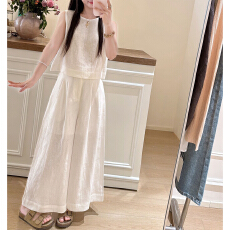 批发法式<b class='q'>气质</b>ootd穿搭一整套<b class='q'>装</b>女2026新款白色无袖上衣阔腿长<b class='q'>裤</b>两件套