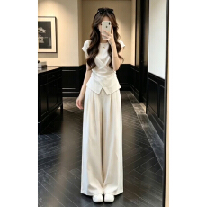 批发松弛感老钱风<b class='q'>气质</b>套<b class='q'>装</b>女2026夏季新款巨好看穿搭上衣阔腿<b class='q'>裤</b><b class='q'>两件套</b>
