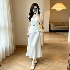 批发法式气质白色吊带连衣裙子女夏季2026新款巨好看收腰显瘦<b class='q'>套装</b>长裙