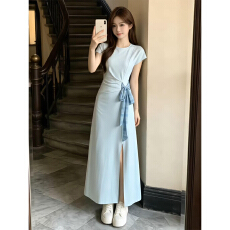 批发法式气质绑带设计<b class='q'>连衣裙</b>子女夏季2026新款绝美度假风甜美减龄长裙