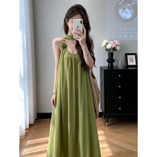 批发艺术生明媚穿搭女初夏绿色海边度假气质显瘦吊带<b class='q'>连衣裙</b>子丁达尔裙