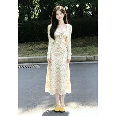 批发早秋法式吊带碎花连衣裙子女夏季2026超火韩系开衫一整<b class='q'>套装</b>长裙